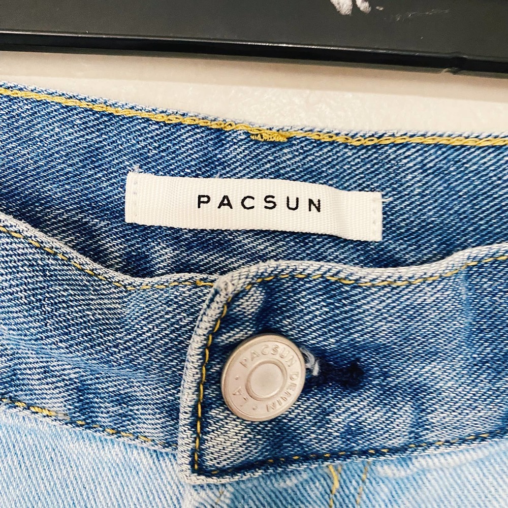 PacSun Two Tone High Rise Straight Mom Jeans - Picture 4 of 5